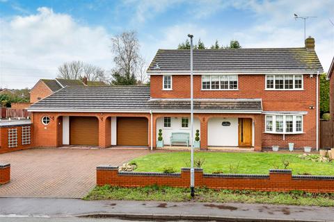 Grange Cottage, 64 Brewood Road, Coven, Wolverhampton, WV9 5DL