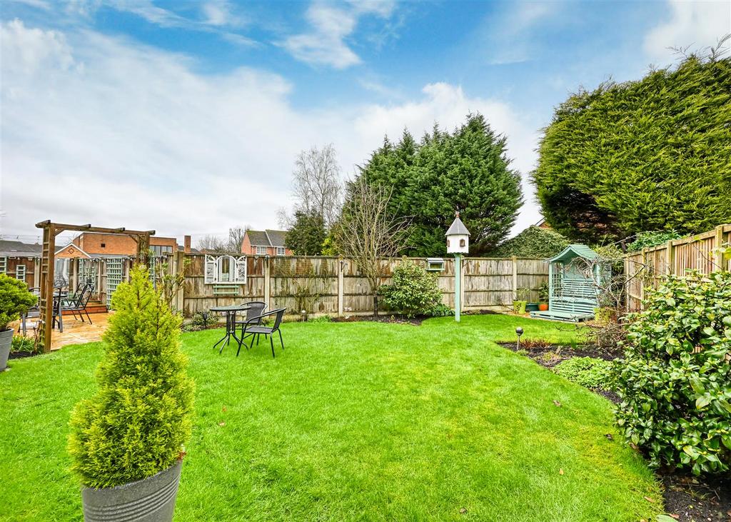 64 Brewood Road-5.jpg