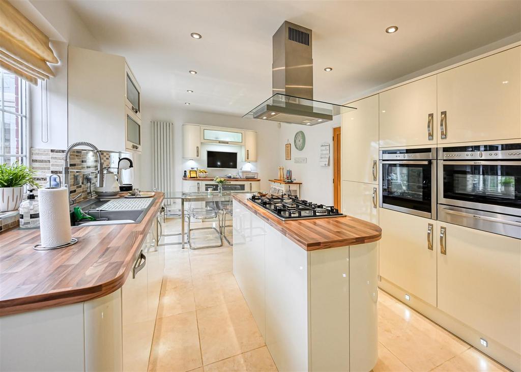64 Brewood Road-24.jpg