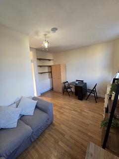 1 bedroom flat to rent, Tollington Park, London N4