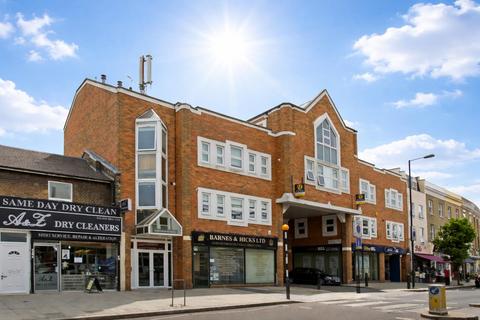 1 bedroom flat to rent, Askew Road, London