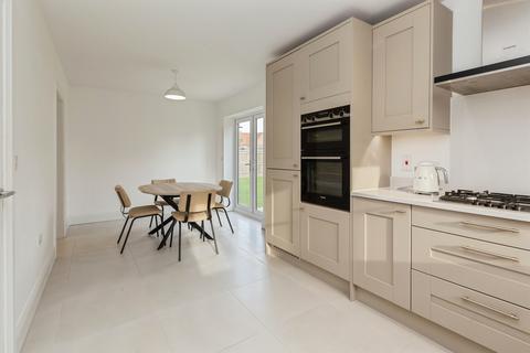 undefined, Hyde Street, Aston Clinton, Aylesbury