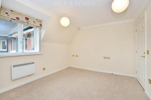 undefined, Manor Road North, Esher KT10