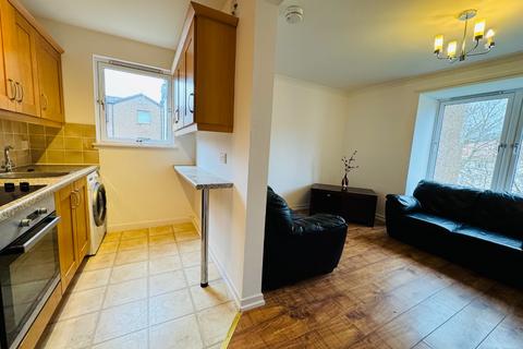 2 bedroom flat to rent, Headland Court, Garthdee, Aberdeen, AB10