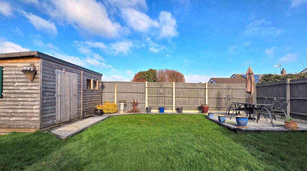 End of rear garden.jpg