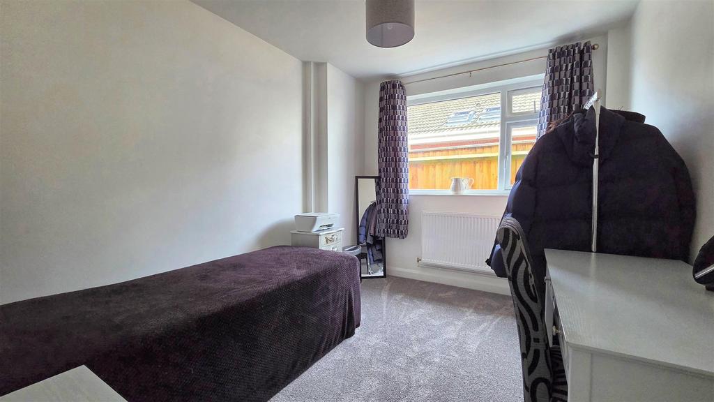 Bedroom 3.jpg