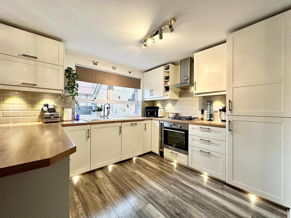 Kitchen/Diner 2