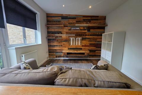 1 bedroom apartment to rent, Rectory Green, Beckenham, BR3