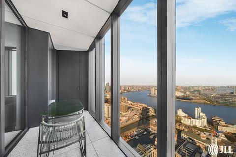 2 bedroom flat to rent, Amory Tower, Marsh Wall, E14
