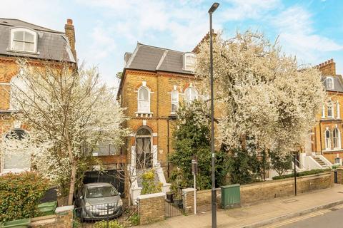 3 bedroom maisonette for sale, Loughborough Road, London SW9