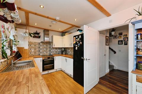 3 bedroom semi-detached house for sale, Greenpark Avenue, King's Lynn