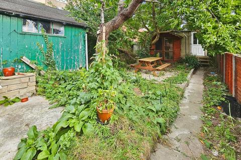 3 bedroom end of terrace house for sale, Junction Road, Norwich