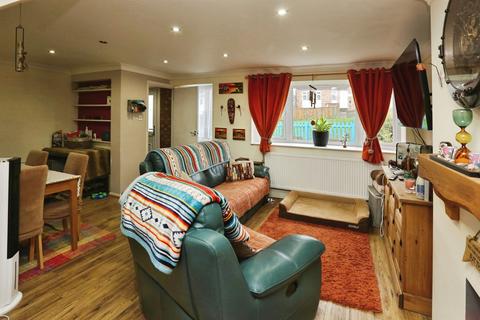3 bedroom end of terrace house for sale, Sherley Green, Bursledon, Southampton