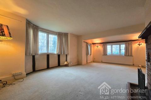 3 bedroom detached house for sale, Hill Street, Calmore SO40