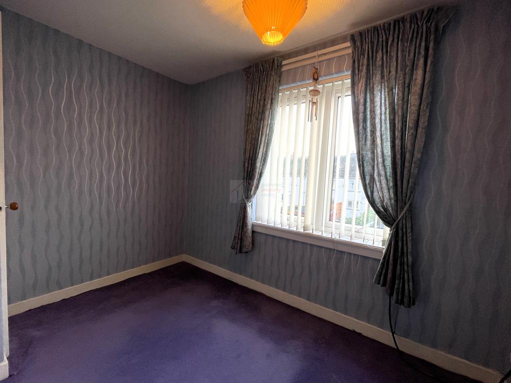 Bedroom 3a.JPG