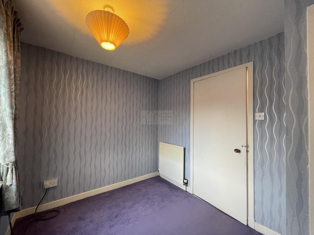 Bedroom 3b.JPG