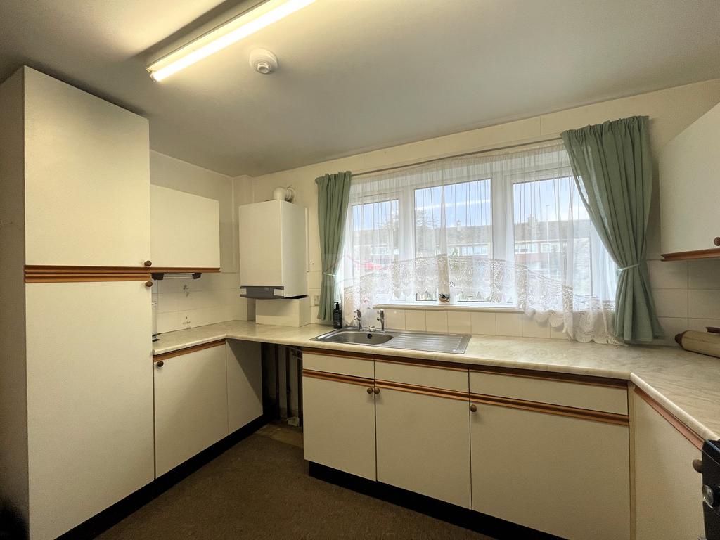 Kitchen b.JPG