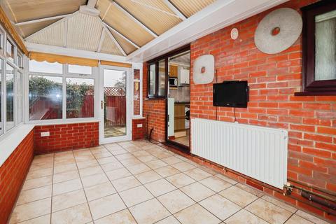 2 bedroom detached bungalow for sale, Redenhall Road, Harleston IP20