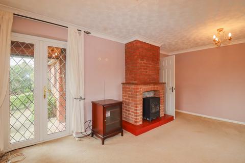 2 bedroom detached bungalow for sale, Redenhall Road, Harleston IP20