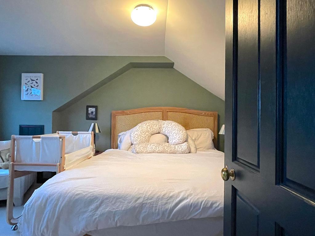 Bedroom One (2)