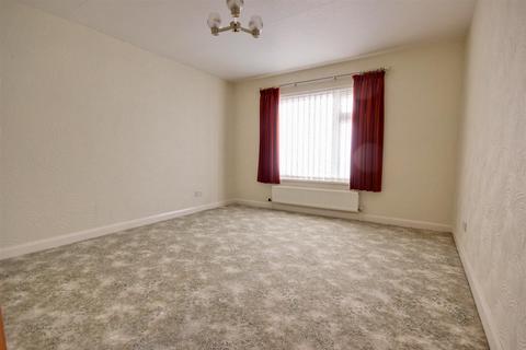 3 bedroom detached bungalow for sale, Ferry Road, South Cave, Brough