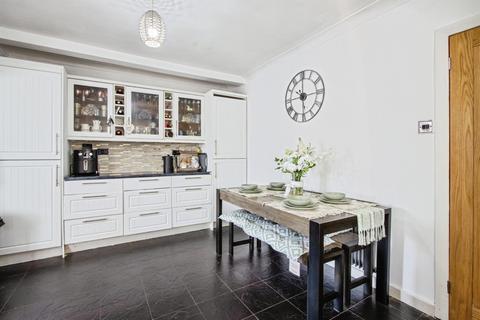 undefined, Pendas Way, Leeds