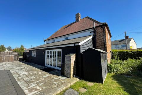 undefined, Main Road, Harwich