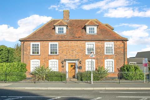 undefined, Main Road, Harwich