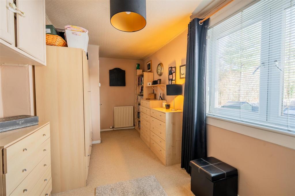 Bedroom.three-2.jpg