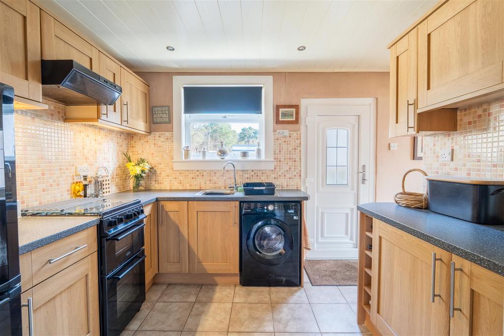 Kitchen-2.jpg