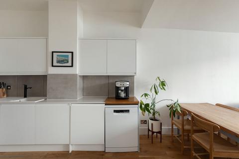 2 bedroom apartment for sale, Wharf Place, London E2