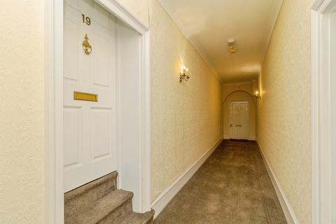 3 bedroom flat for sale, Wavendon House Drive, Wavendon, MILTON KEYNES