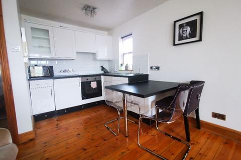 undefined, Studio Flat Amhurst Road A