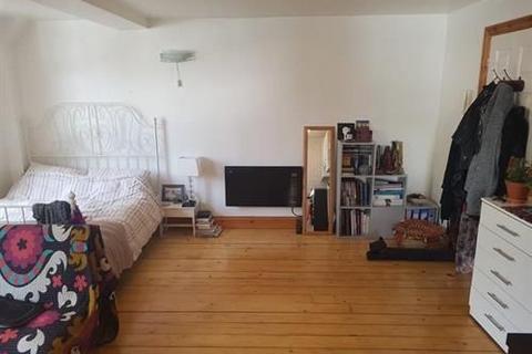 undefined, Studio Flat Amhurst Road A
