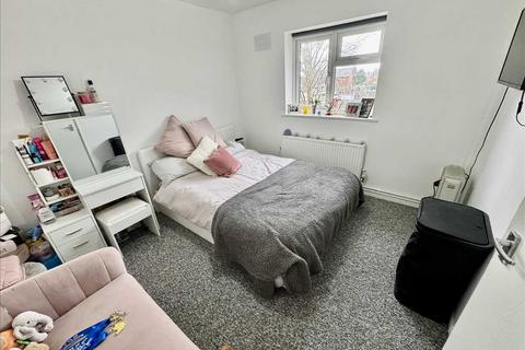 2 bedroom apartment for sale, Newey Road, Wednesfield