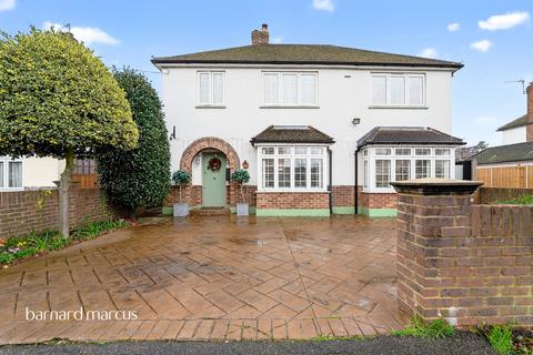 Fontmell Park, Ashford