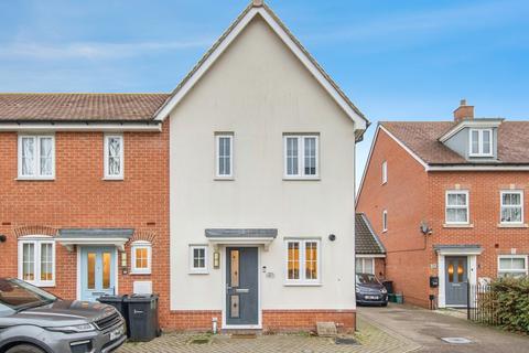 2 bedroom end of terrace house for sale, Henry Everett Grove, Colchester