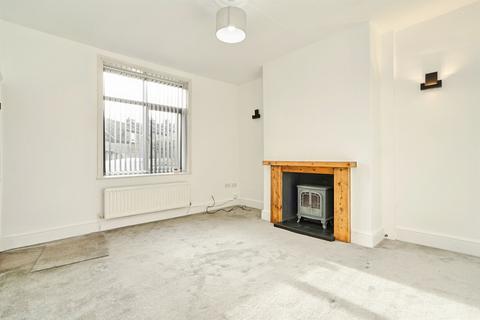 2 bedroom terraced house for sale, Springfield Road, Shipley BD17