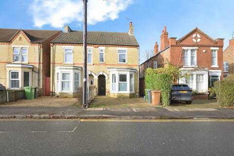 Dogsthorpe Road, Peterborough