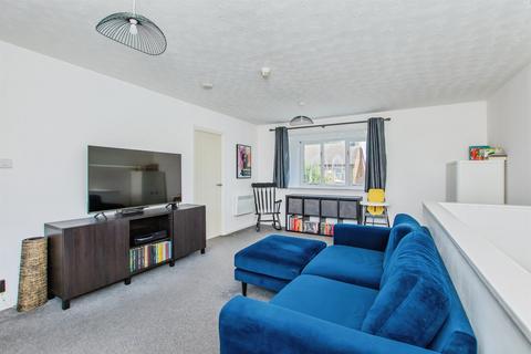 1 bedroom apartment for sale, Regents Court, Peterborough