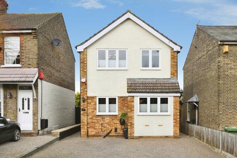 3 bedroom detached house for sale, Cromwell Avenue, Cheshunt, Waltham Cross