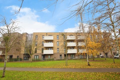 2 bedroom flat for sale, Tranquil Lane, Harrow
