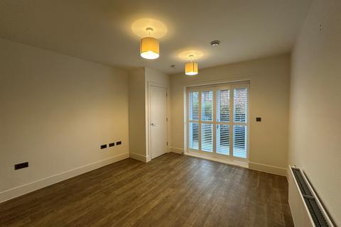 2 bedroom flat for sale, Tranquil Lane, Harrow