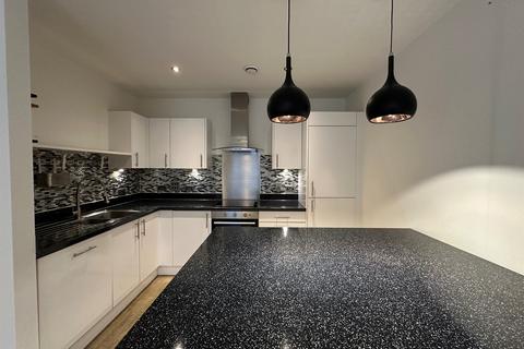 2 bedroom flat for sale, Tranquil Lane, Harrow