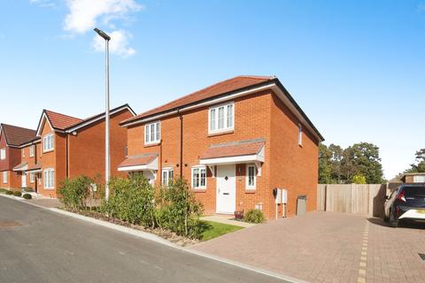 2 bedroom semi-detached house for sale, Levett Gardens, St. Leonards-On-Sea