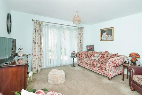 2 bedroom semi-detached house for sale, Levett Gardens, St. Leonards-On-Sea