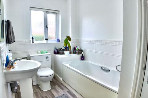 4 bedroom detached house for sale, Blacksmith Close, Oakdale, NP12