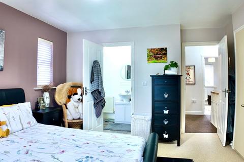 4 bedroom detached house for sale, Blacksmith Close, Oakdale, NP12
