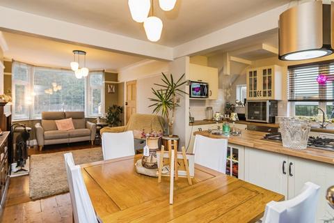 undefined, Colville Road, Lowestoft