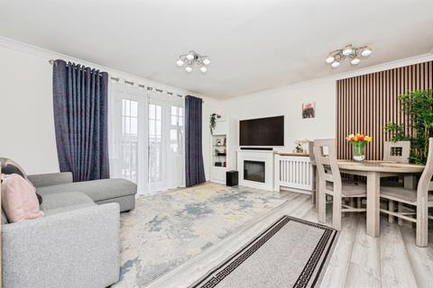 2 bedroom flat for sale, Harper Close, Chafford Hundred, Grays